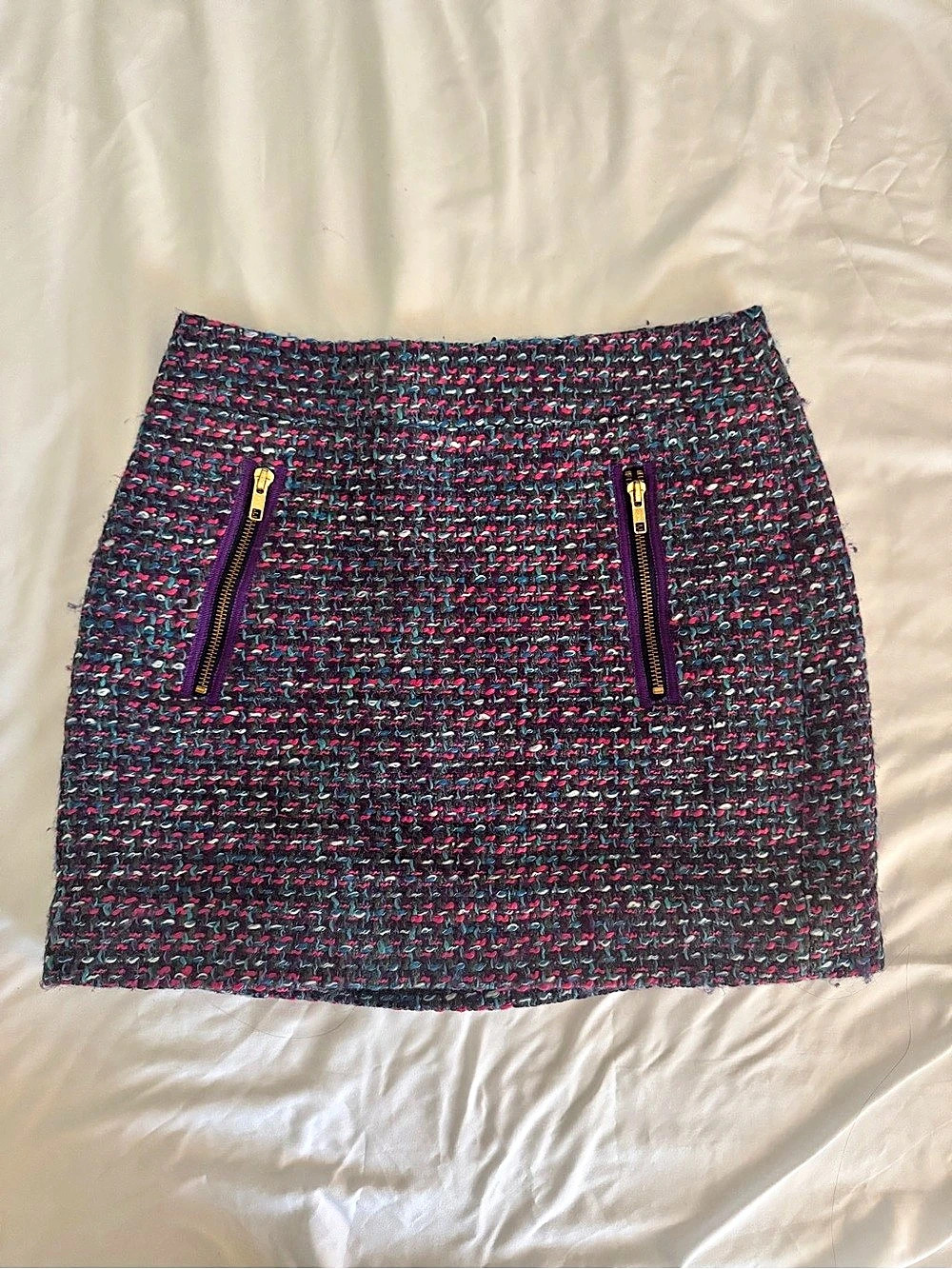 Women's Geometric Mini Skirt in Black & Pink